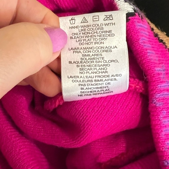 Disney Doc McStuffins children’s knit beannie, Toddler size - Picture 7 of 10